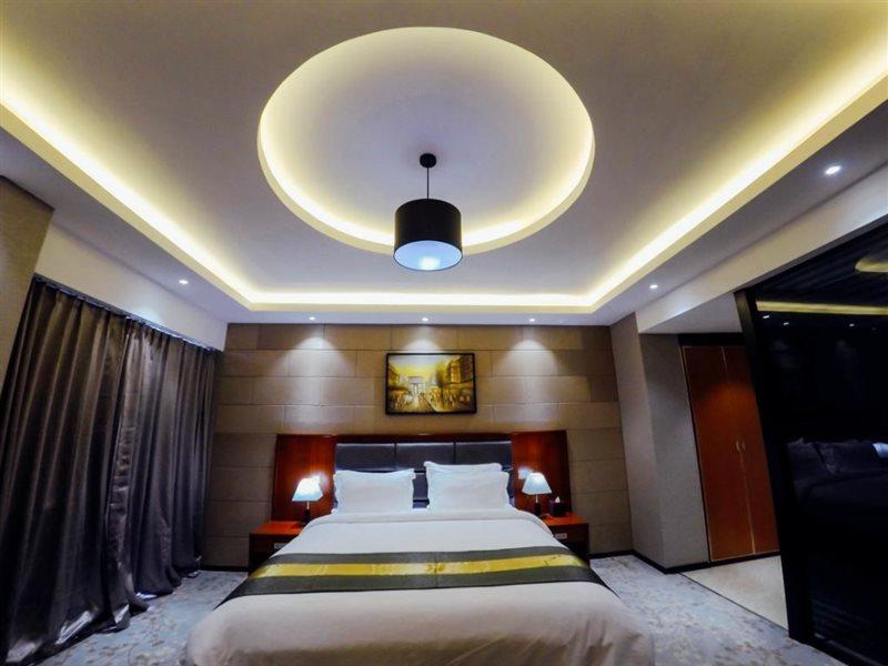โรงแรมเมย์เฮาส์ 680 ไนโรบี ภายนอก รูปภาพ
