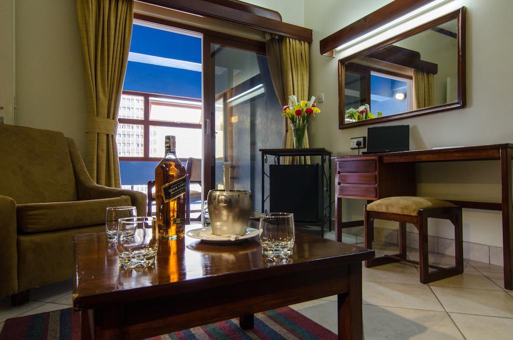 โรงแรมเมย์เฮาส์ 680 ไนโรบี ภายนอก รูปภาพ